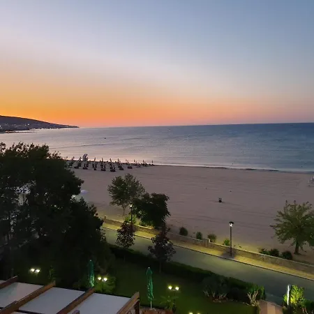 Sentido Bellevue Хотел